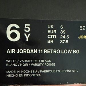Jordan Air 11 Retro Low BG - White, Varsity Red, Black